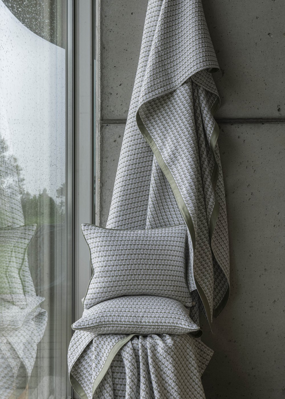 SAVEUR cushion cover