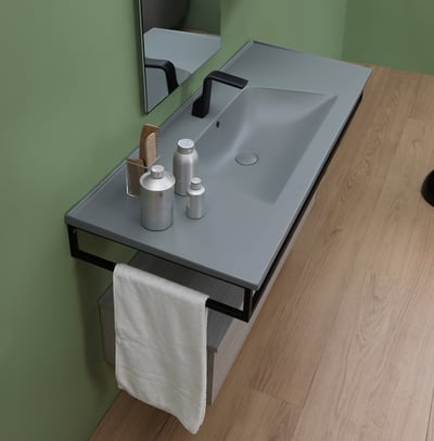 Bloom keraamilised valamud ja metallraam-rätikureeling – läikivad ja matid viimistlused/raam kroom, must matt