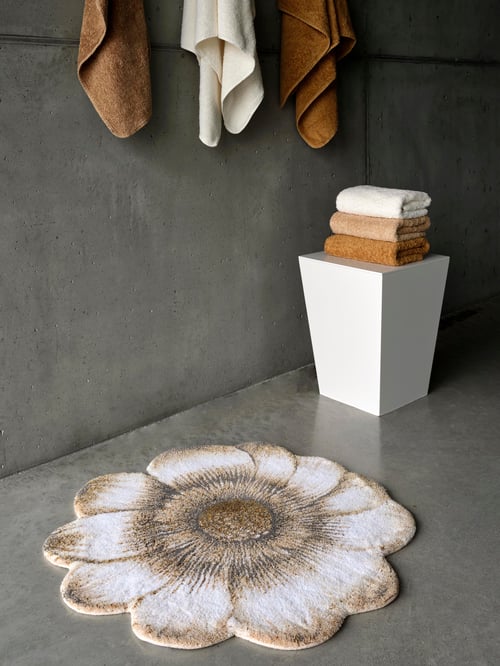 MAGNOLIA