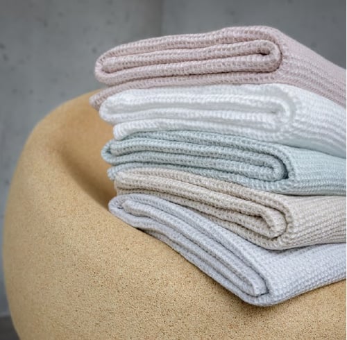 Abyss & Habidecor BEES puuvillased vannilinad ja rätikud – 5 värvi, 6 suurust